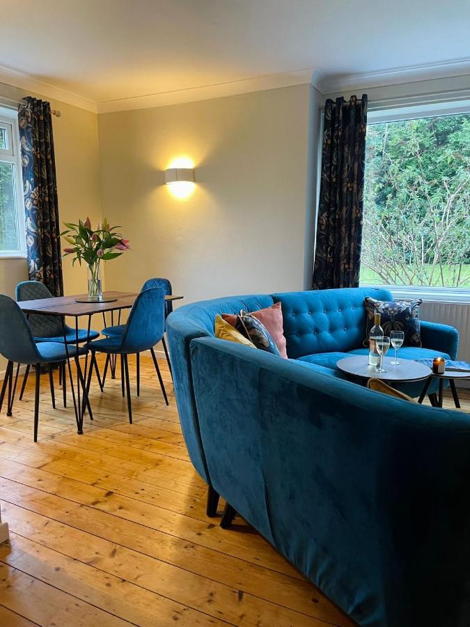 Kist Accommodates - Stylish Headingley Apartment - Parking - 500 Mps Wifi Meanwood Εξωτερικό φωτογραφία