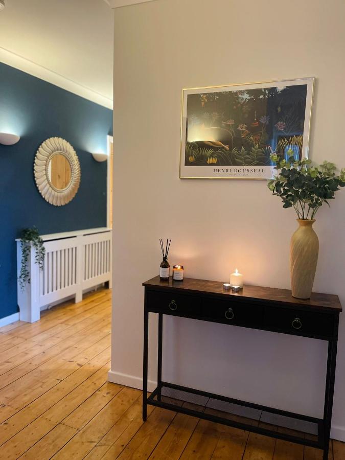 Kist Accommodates - Stylish Headingley Apartment - Parking - 500 Mps Wifi Meanwood Εξωτερικό φωτογραφία