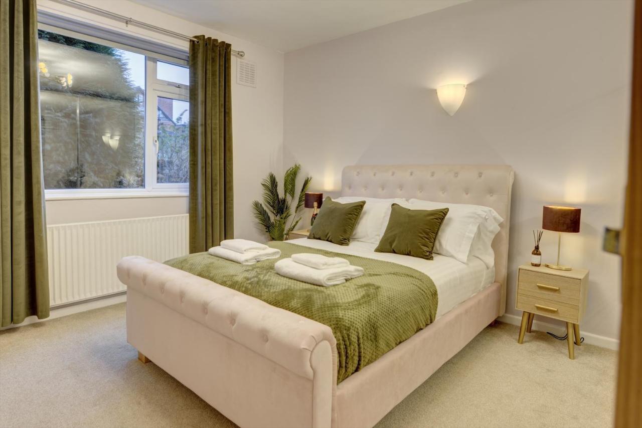 Kist Accommodates - Stylish Headingley Apartment - Parking - 500 Mps Wifi Meanwood Εξωτερικό φωτογραφία