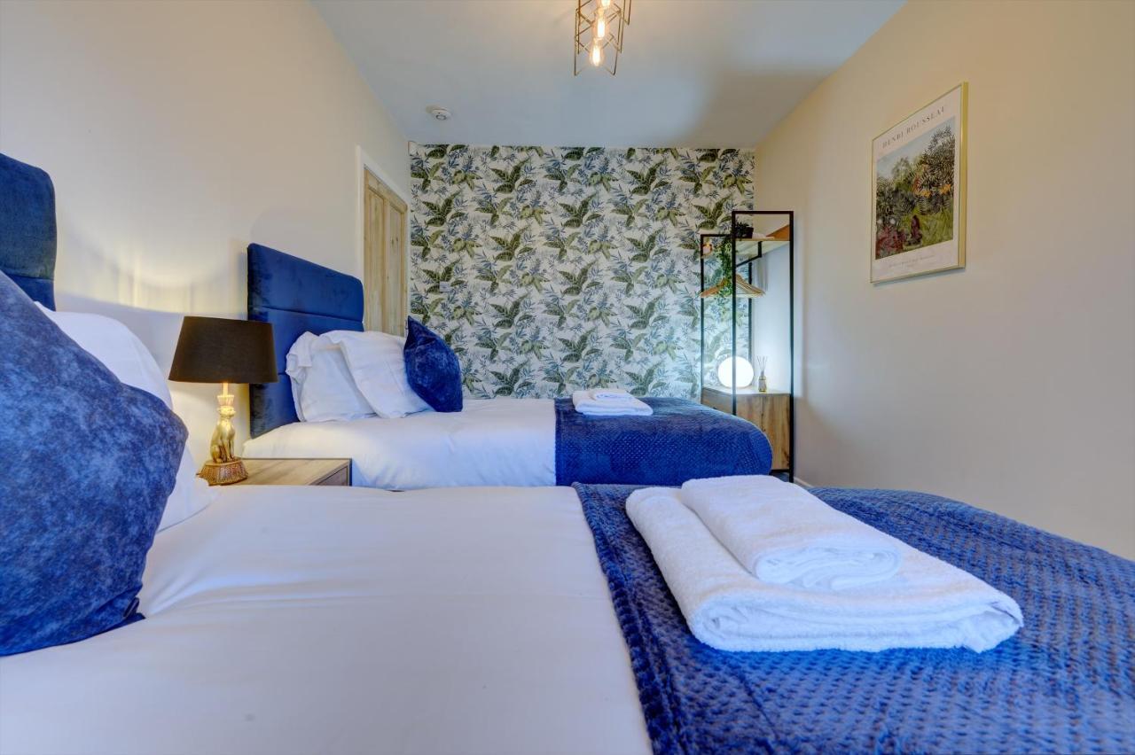 Kist Accommodates - Stylish Headingley Apartment - Parking - 500 Mps Wifi Meanwood Εξωτερικό φωτογραφία